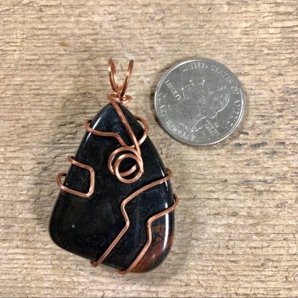 Black Chalcedony Agate Necklace Pendant - Picture 4 of 5